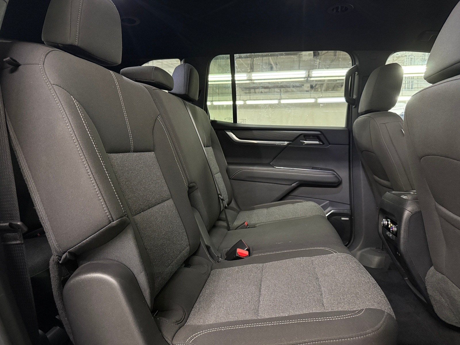 Thumbnail: 2025 GMC Acadia - 6