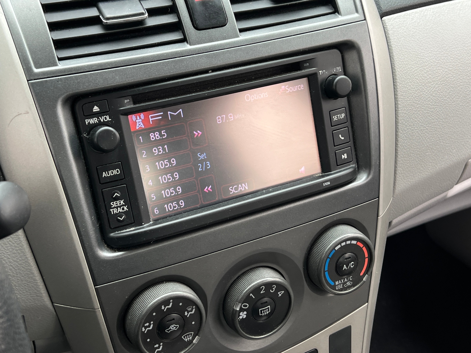 Thumbnail: 2013 Toyota Corolla - 4