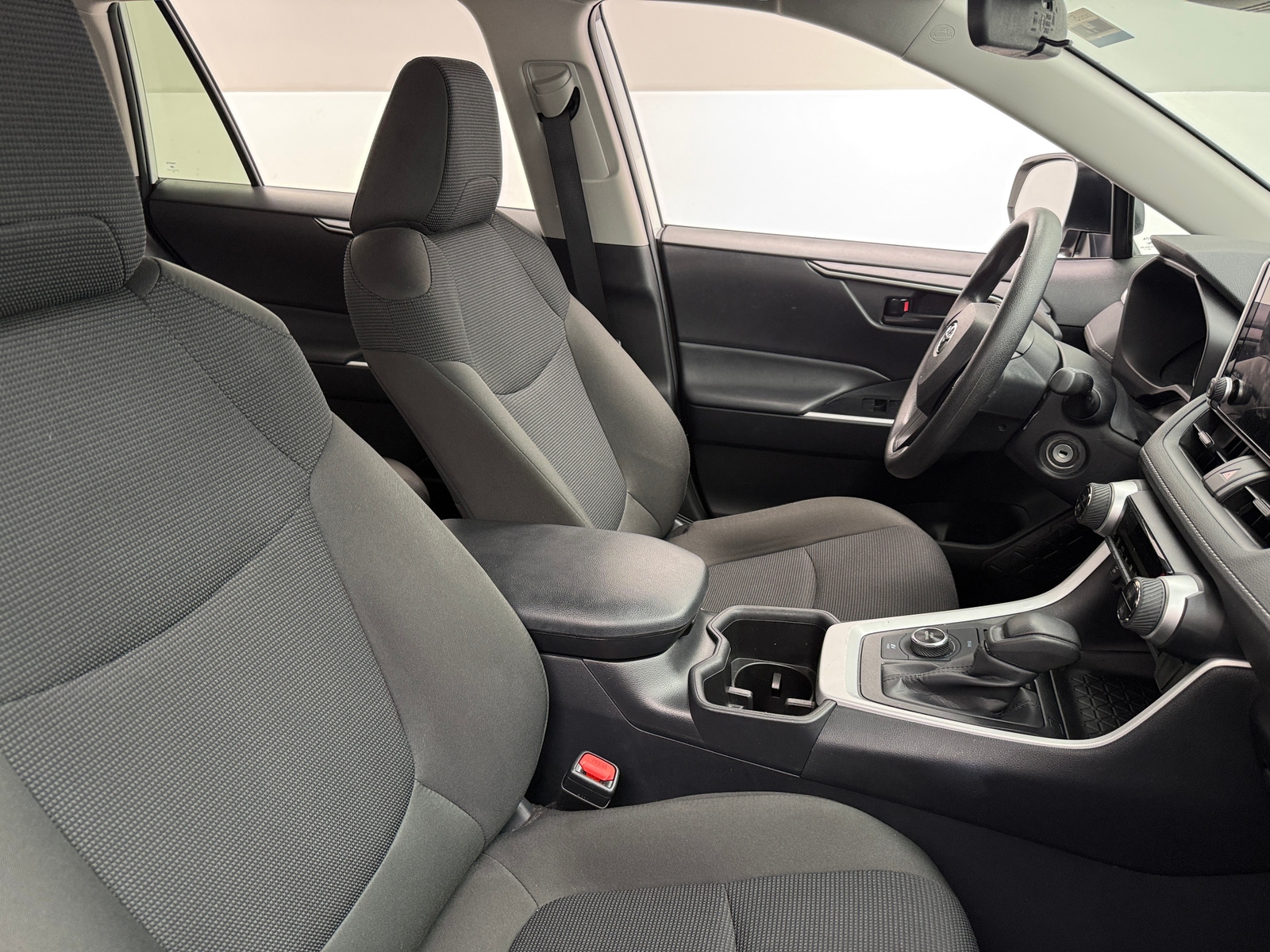 Thumbnail: 2025 Toyota RAV4 - 2