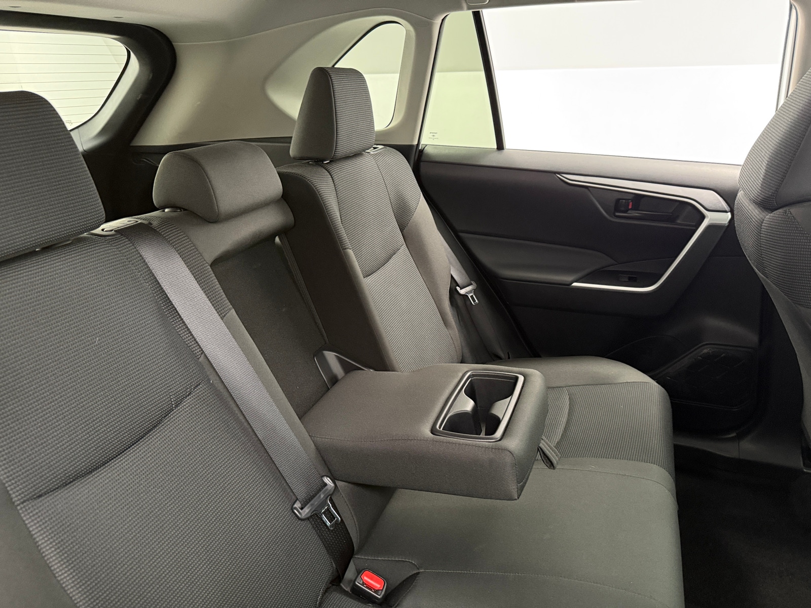 Thumbnail: 2025 Toyota RAV4 - 6