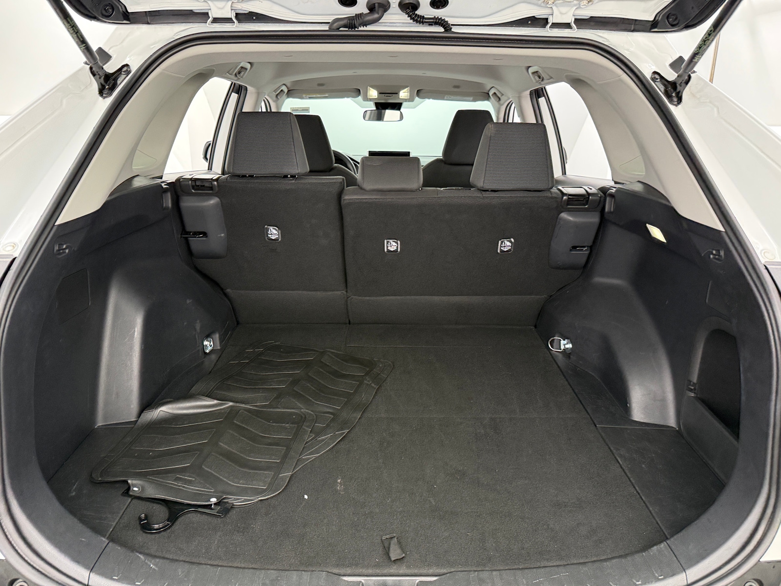 Thumbnail: 2025 Toyota RAV4 - 7