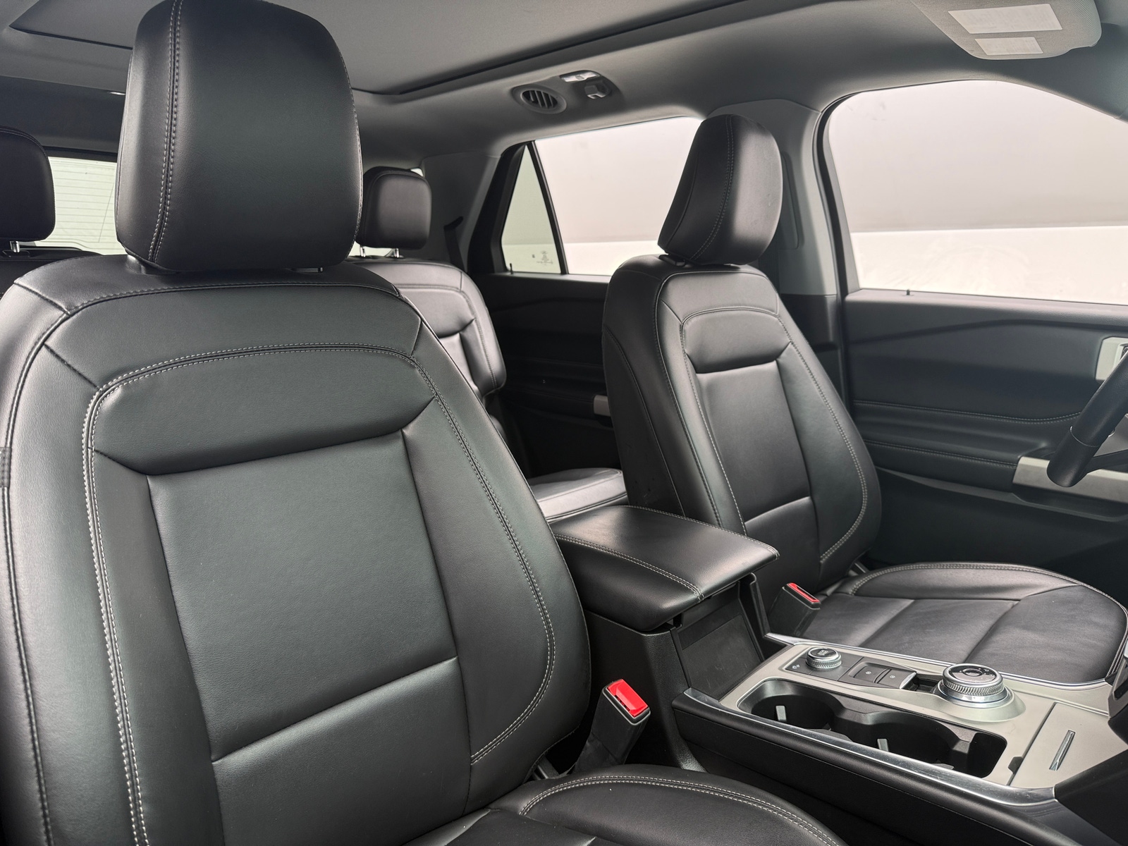 Thumbnail: 2022 Ford Explorer - 2