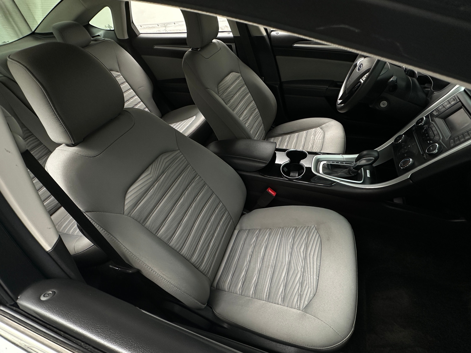 Thumbnail: 2016 Ford Fusion - 2