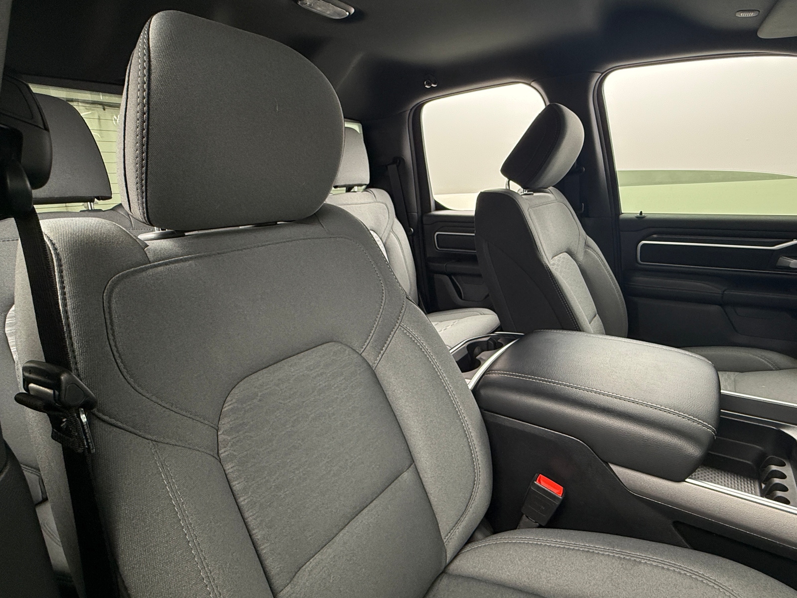 Thumbnail: 2025 RAM 1500 - 2