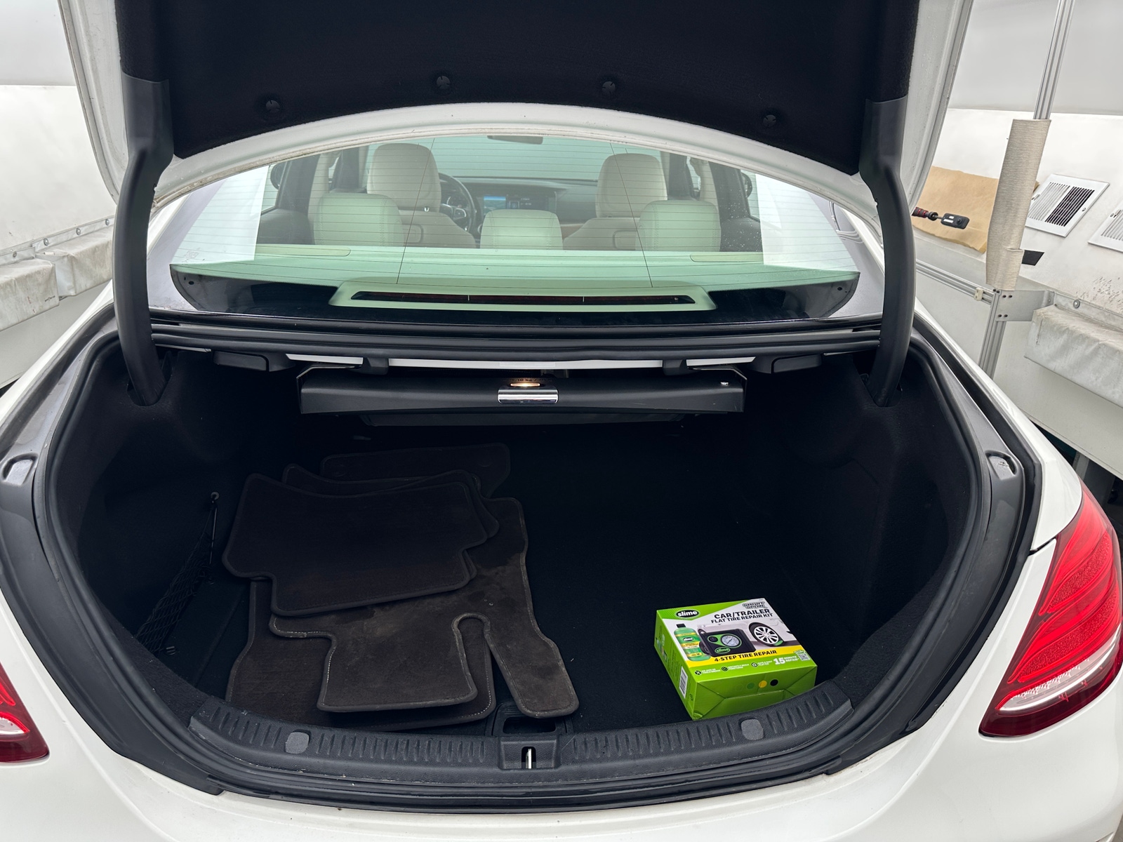 Thumbnail: 2018 Mercedes-Benz E-Class - 6