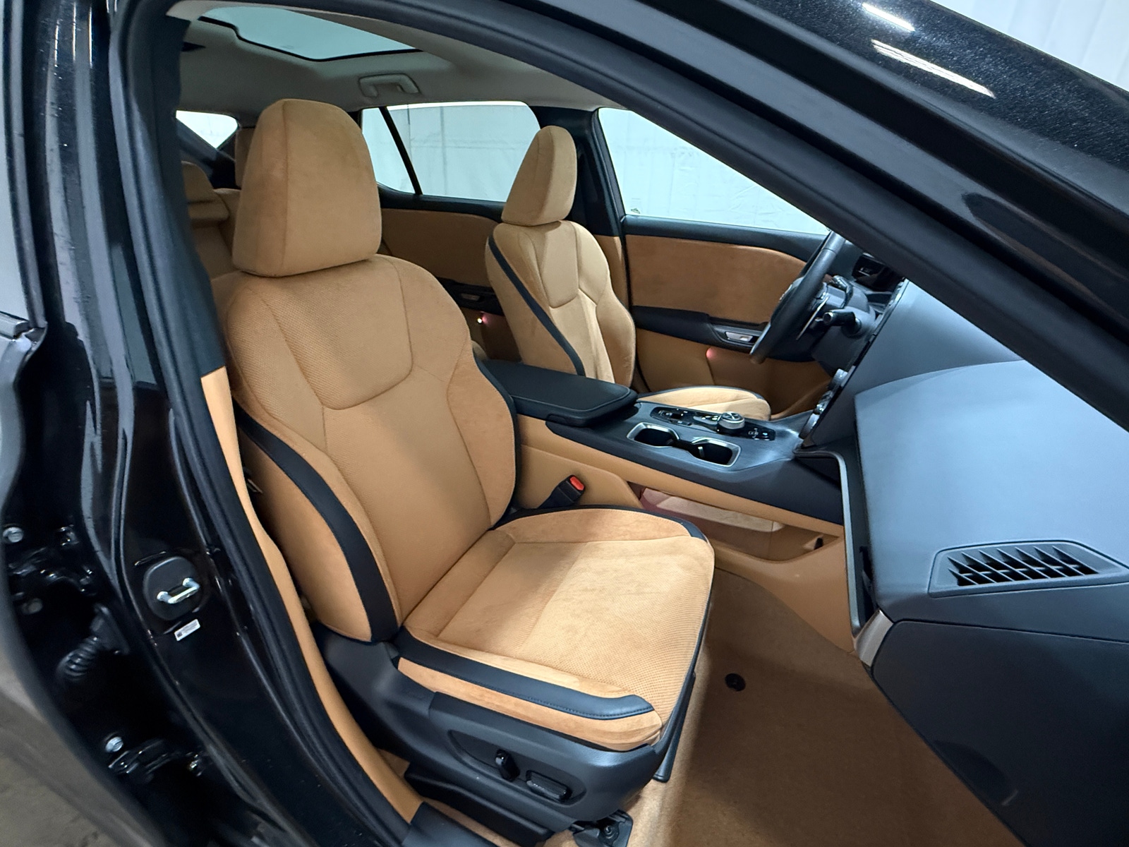 Thumbnail: 2024 Lexus RZ - 2