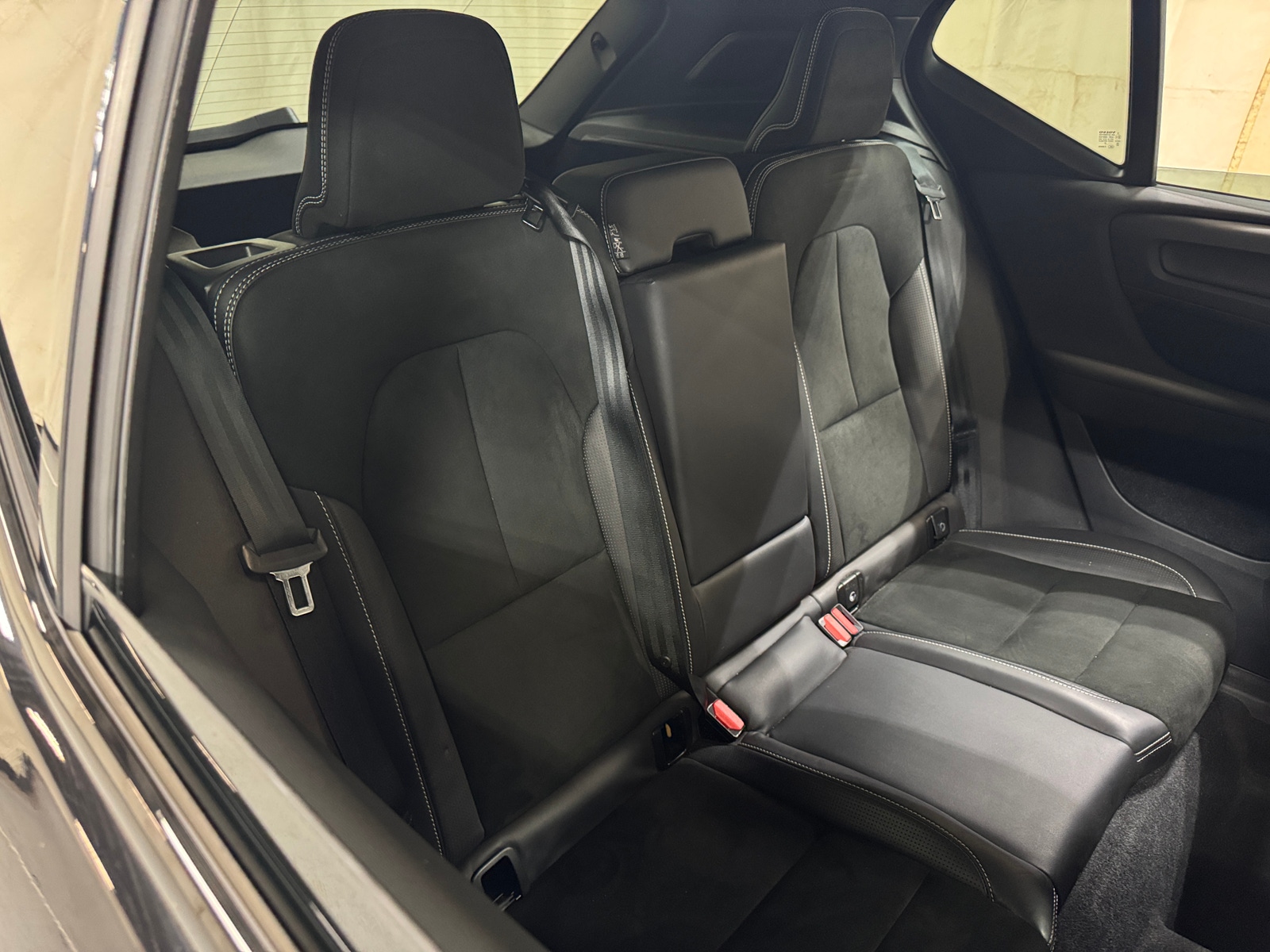 Thumbnail: 2020 Volvo XC40 - 5