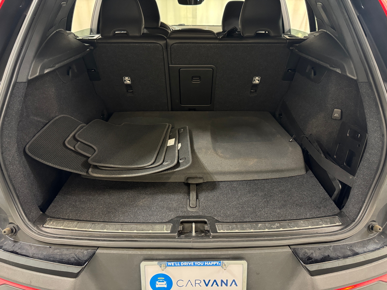 Thumbnail: 2020 Volvo XC40 - 6