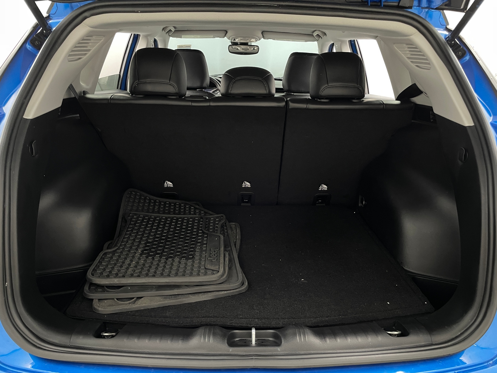 Thumbnail: 2022 Jeep Compass - 6