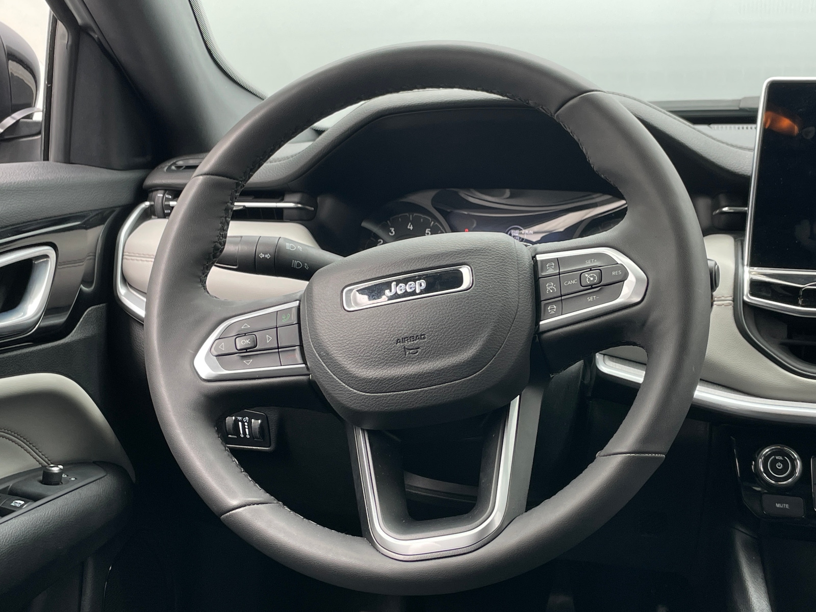 Thumbnail: 2025 Jeep Compass - 4