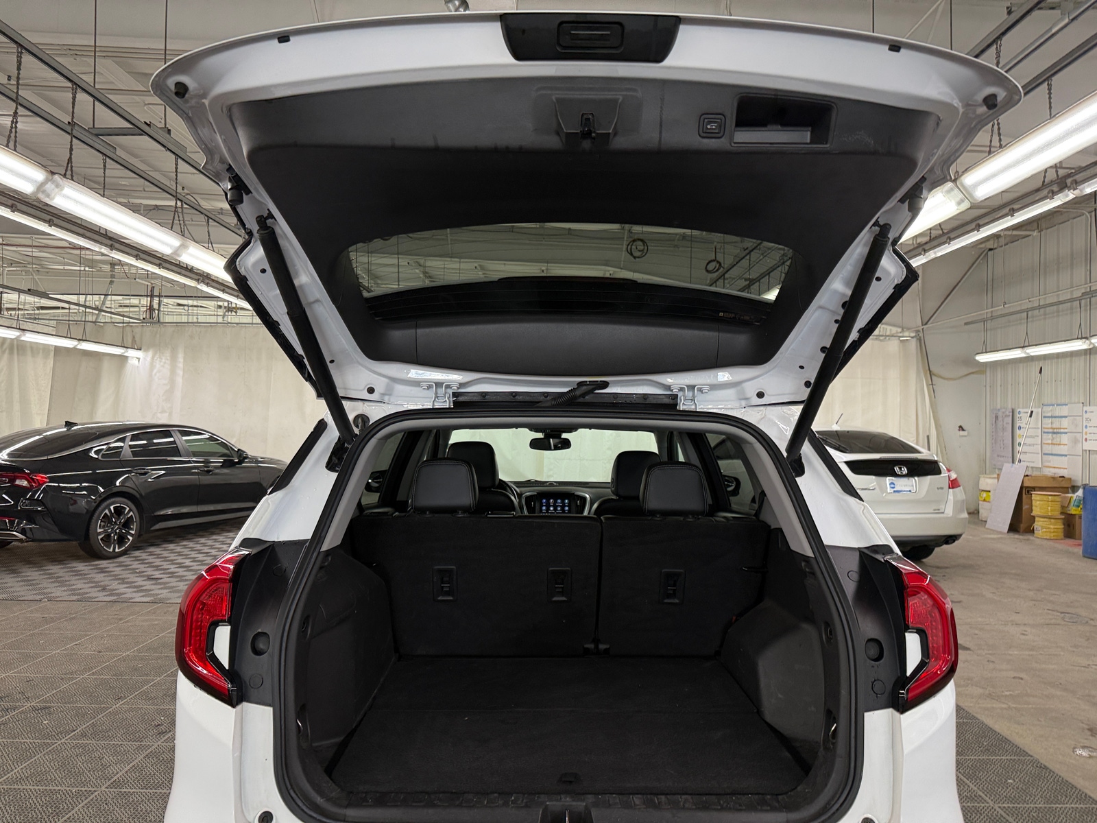 Thumbnail: 2022 GMC Terrain - 6