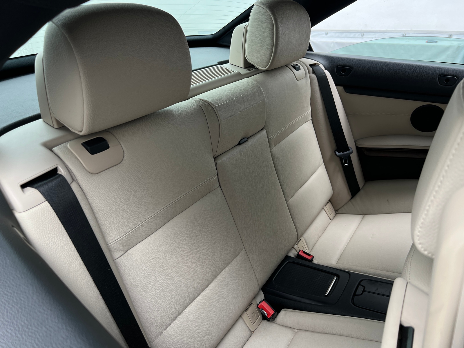 Thumbnail: 2011 BMW 3 Series - 5