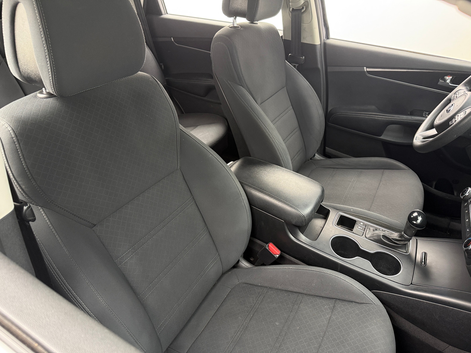 Thumbnail: 2016 Kia Sorento - 2