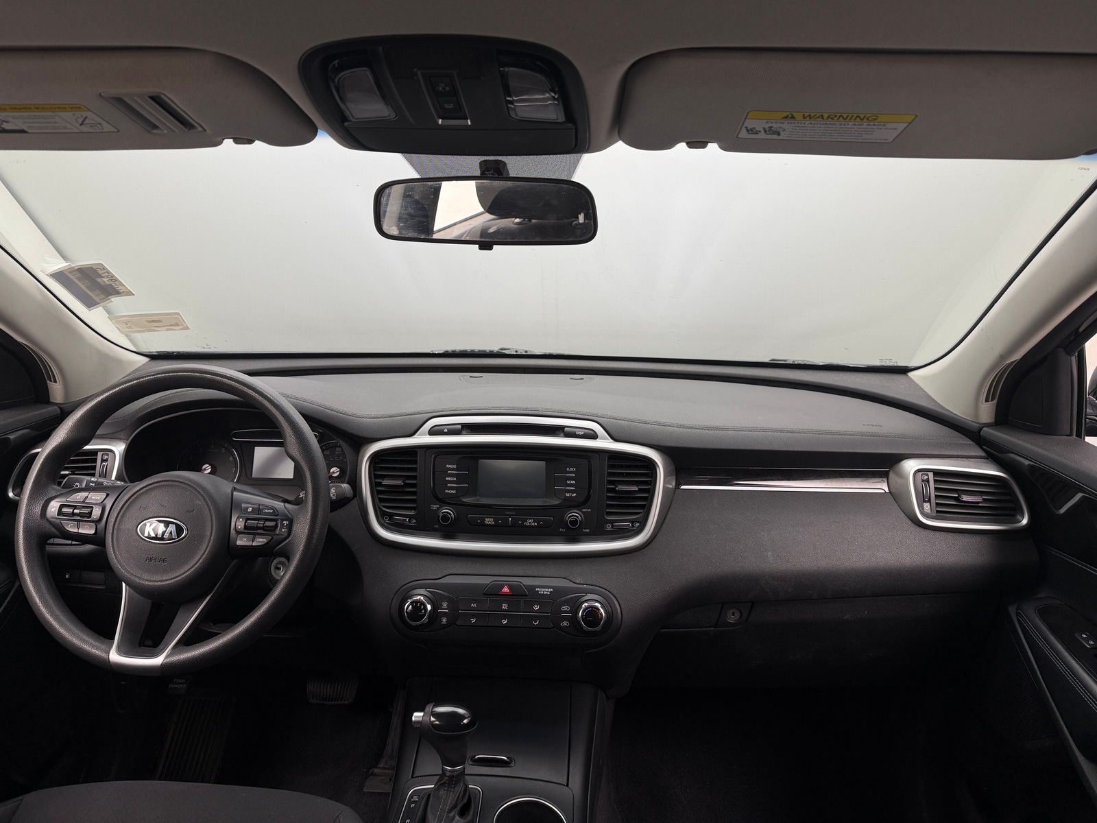 Thumbnail: 2016 Kia Sorento - 3