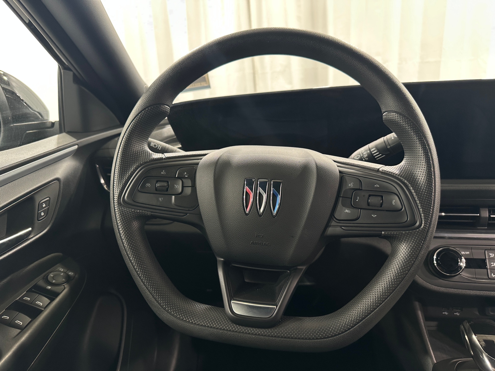 Thumbnail: 2025 Buick Envista - 4