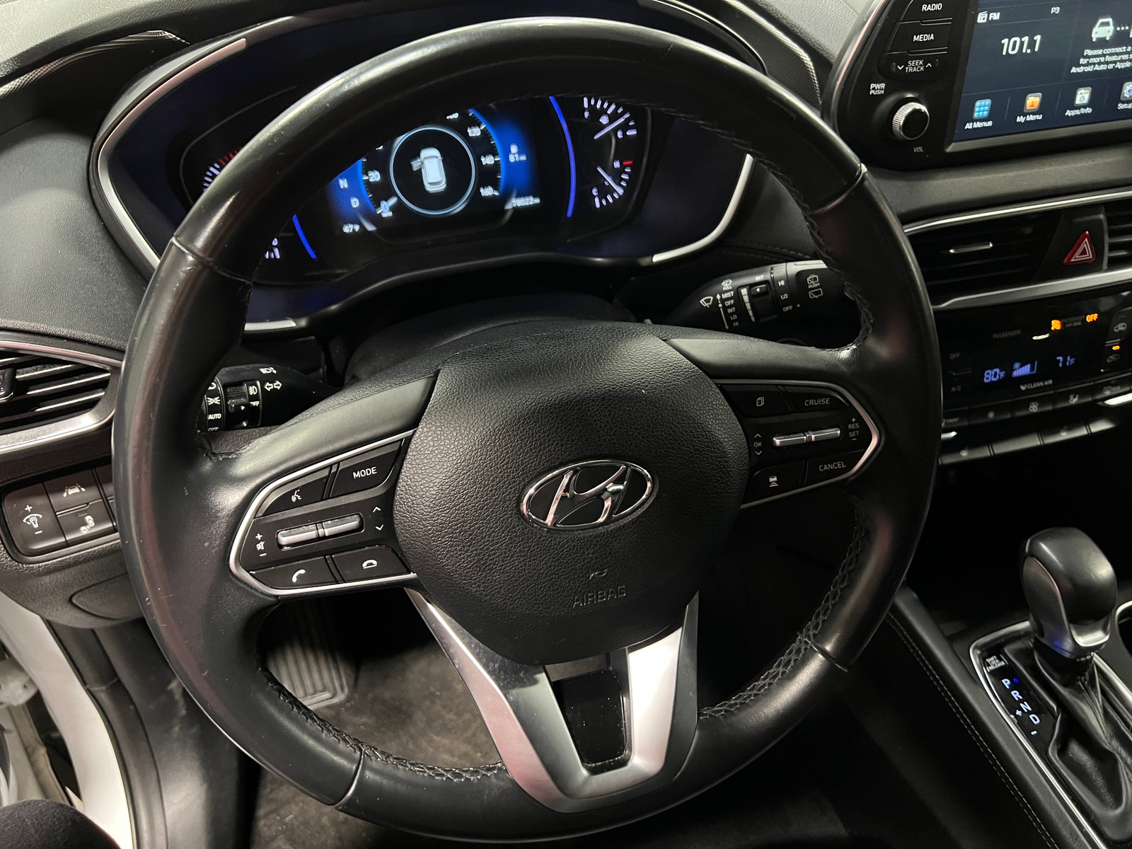 Thumbnail: 2020 Hyundai Santa Fe - 4