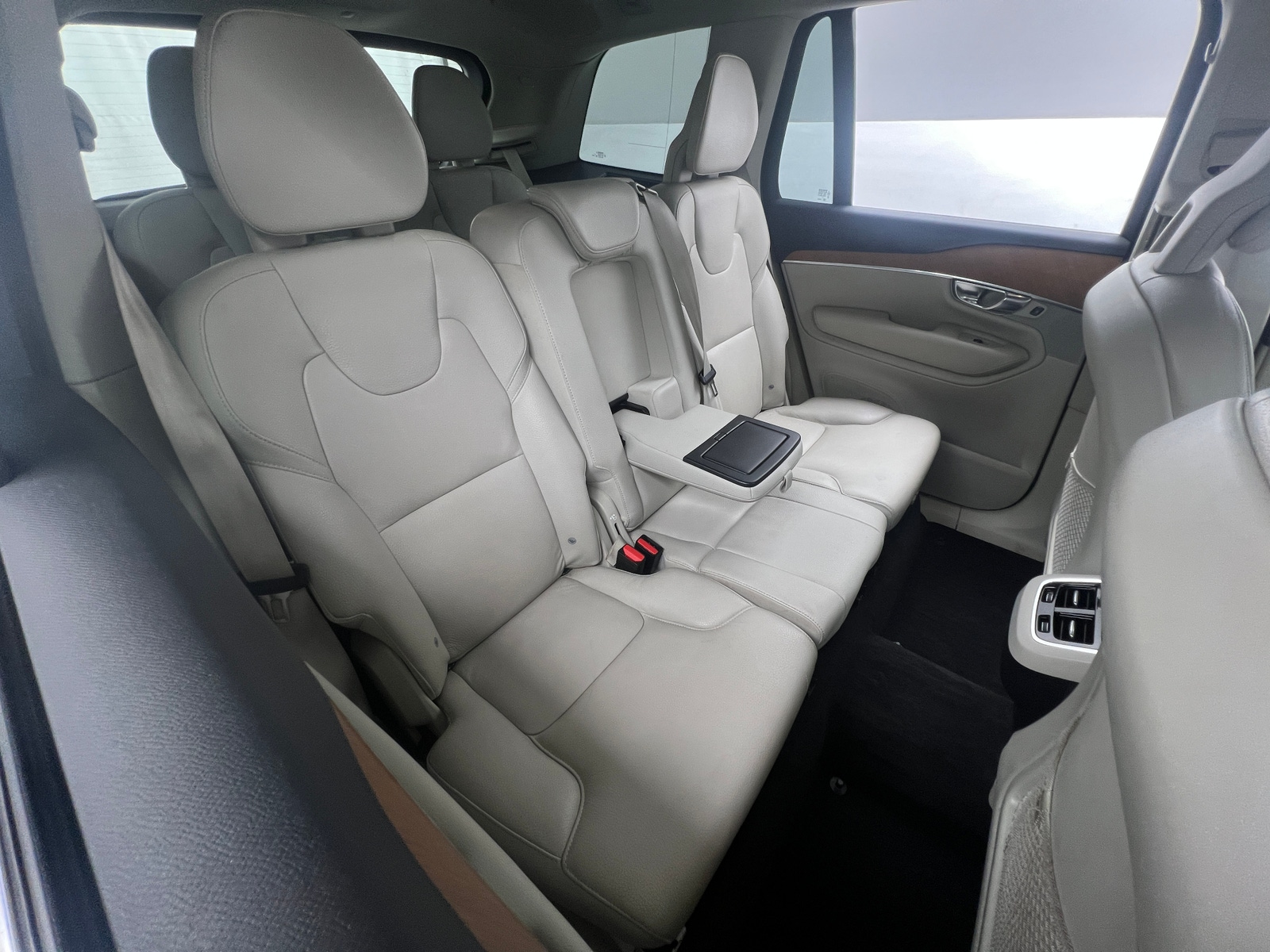 Thumbnail: 2022 Volvo XC90 - 5