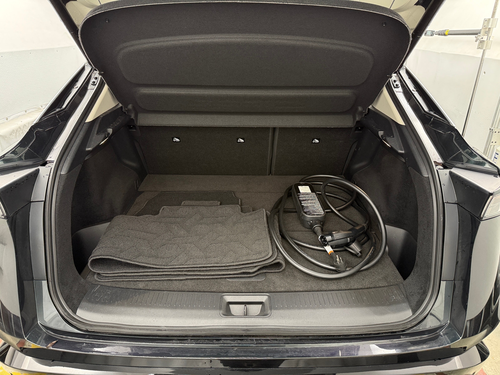 Thumbnail: 2024 Nissan Ariya - 6