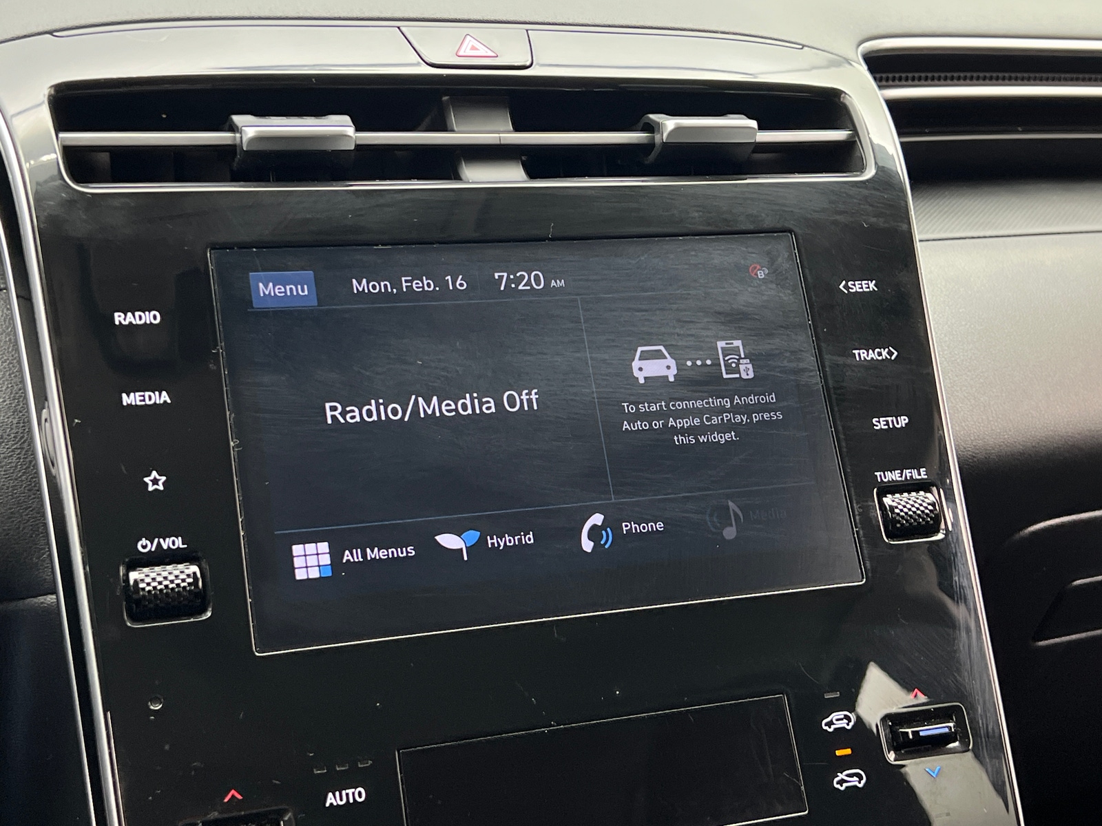 Thumbnail: 2022 Hyundai Tucson - 4