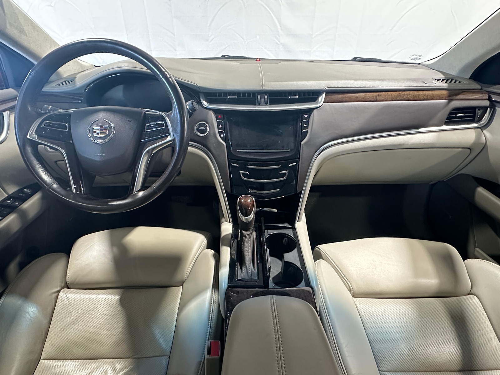 Thumbnail: 2013 Cadillac XTS - 2