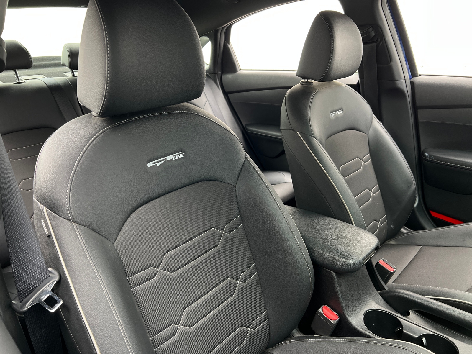 Thumbnail: 2021 Kia Forte - 2