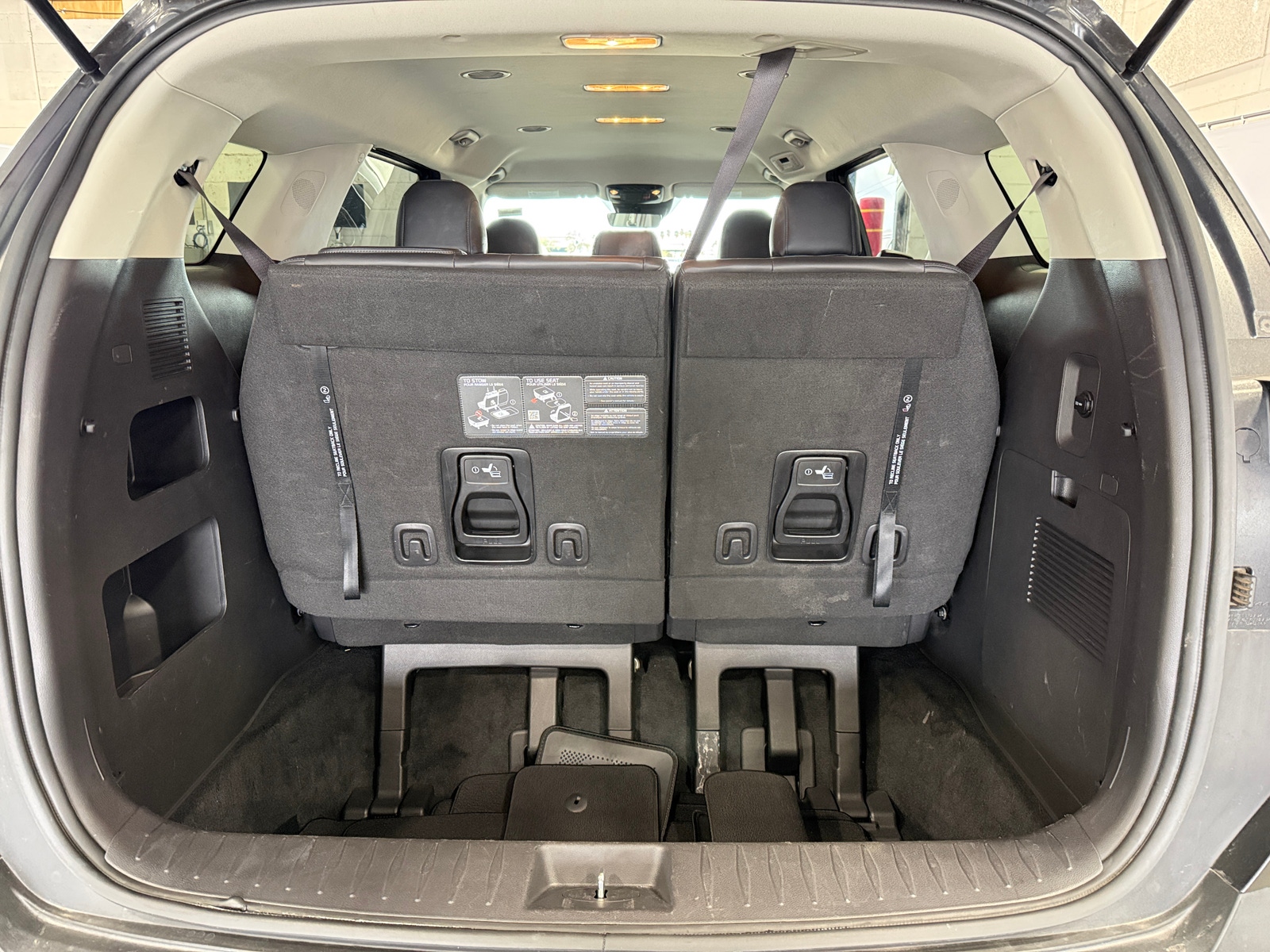 Thumbnail: 2025 Kia Carnival - 6