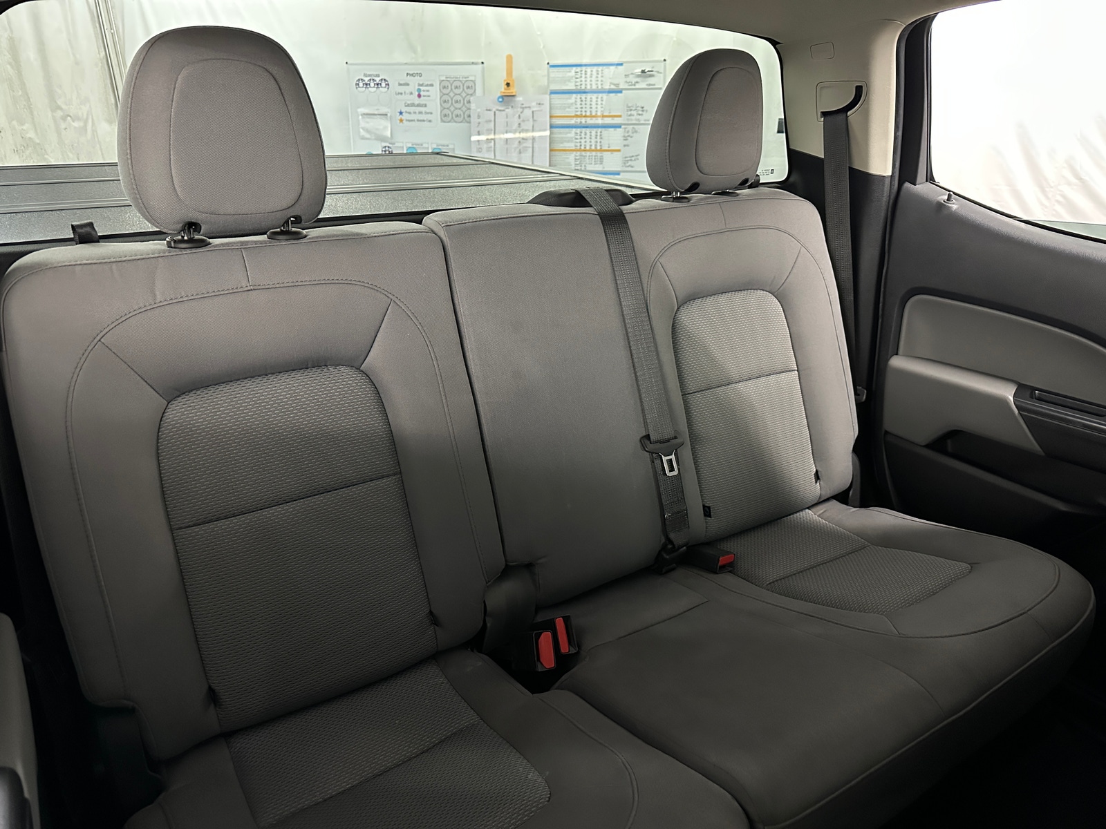 Thumbnail: 2022 Chevrolet Colorado - 6