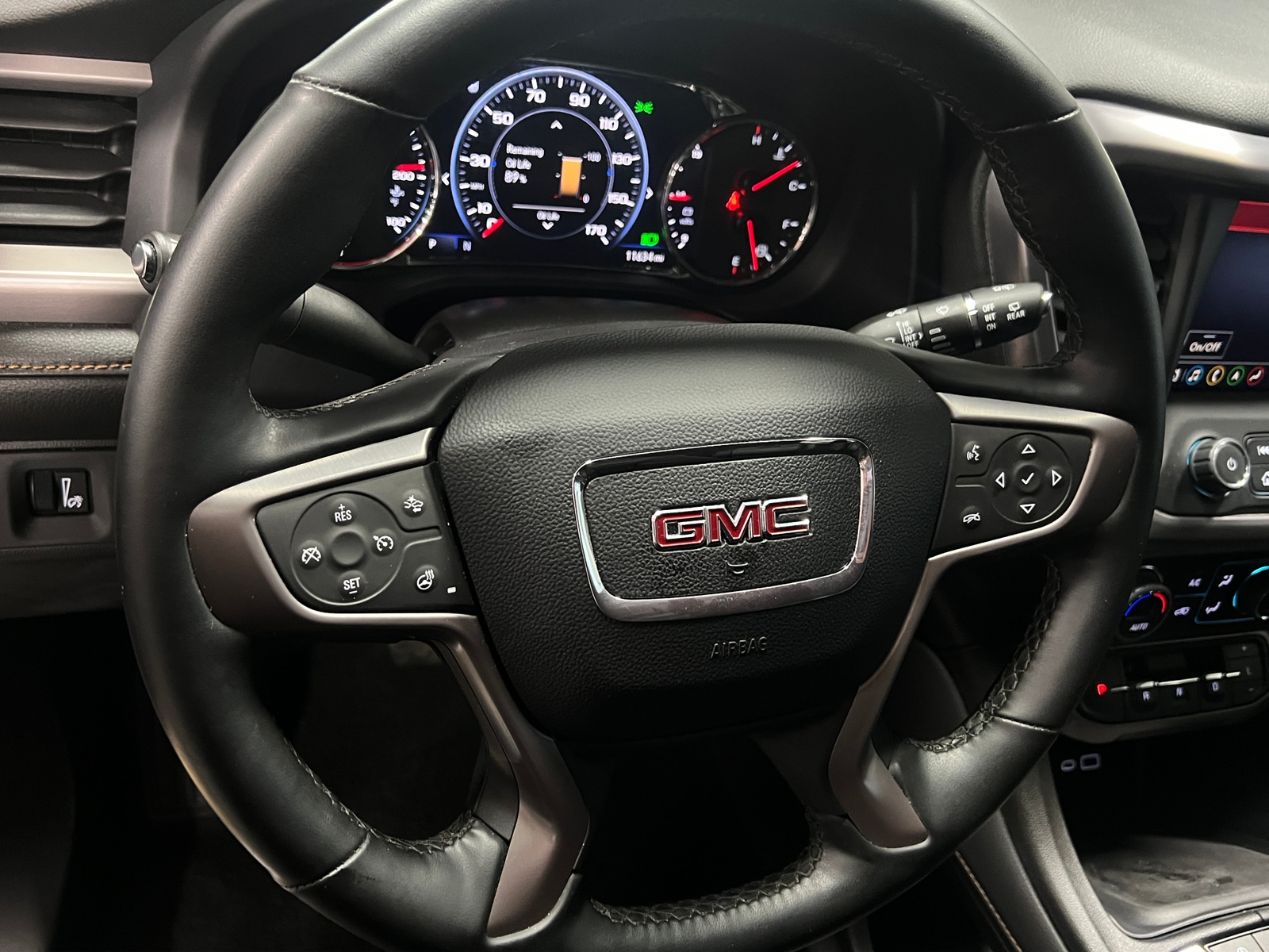 Thumbnail: 2023 GMC Acadia - 5