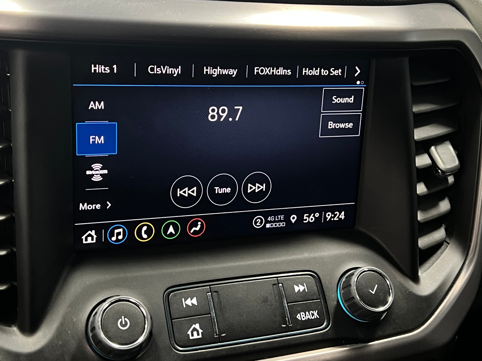 Thumbnail: 2023 GMC Acadia - 4