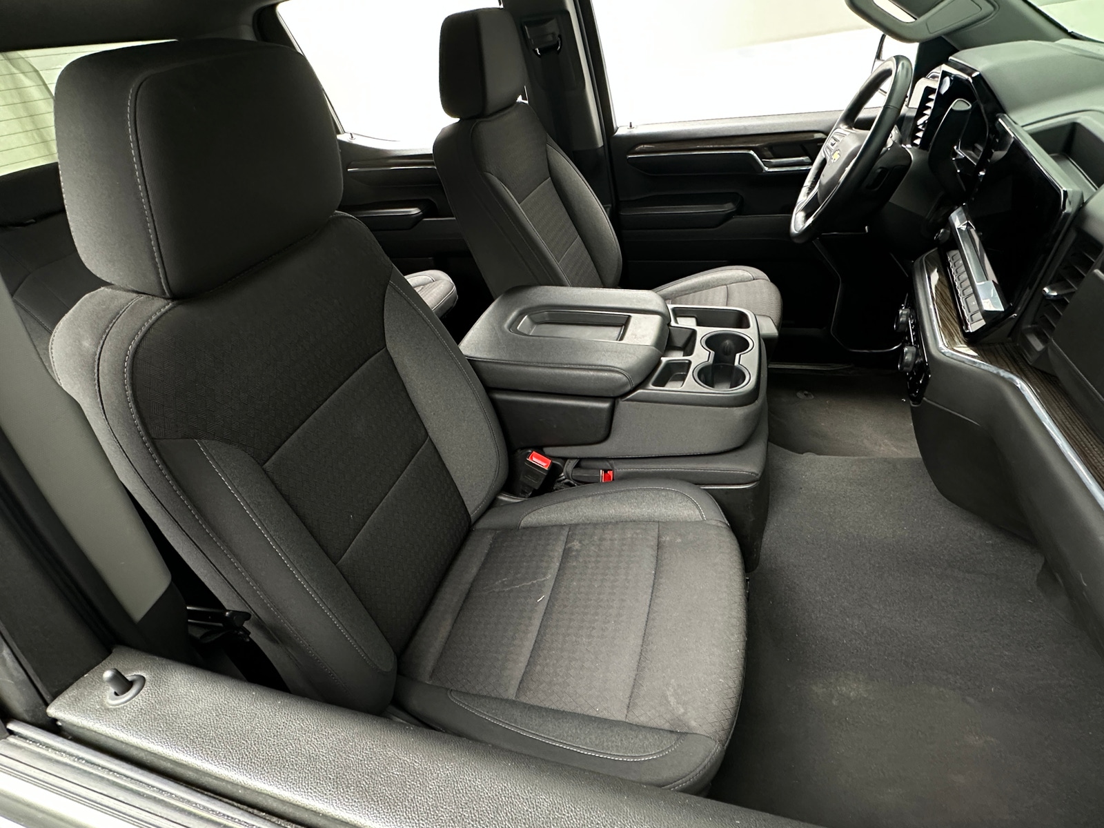 Thumbnail: 2024 Chevrolet Silverado 1500 - 2