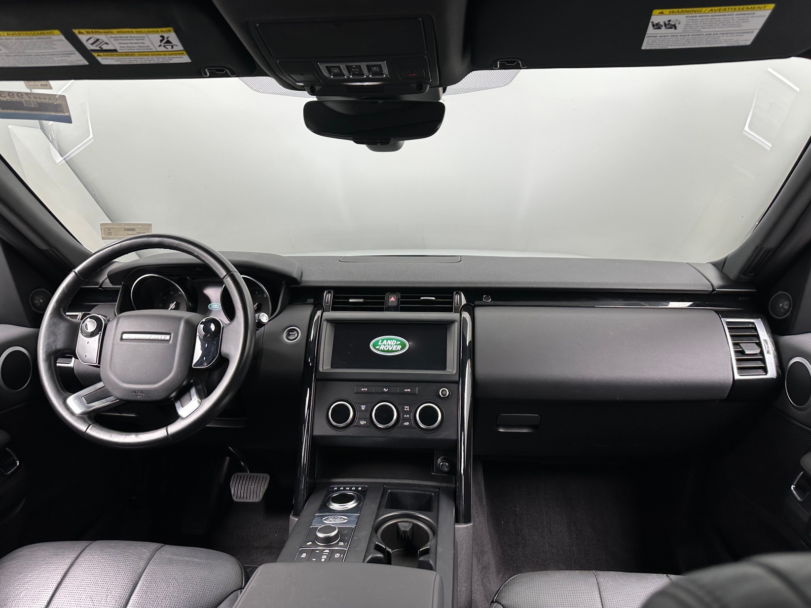 Thumbnail: 2019 Land Rover Discovery - 2