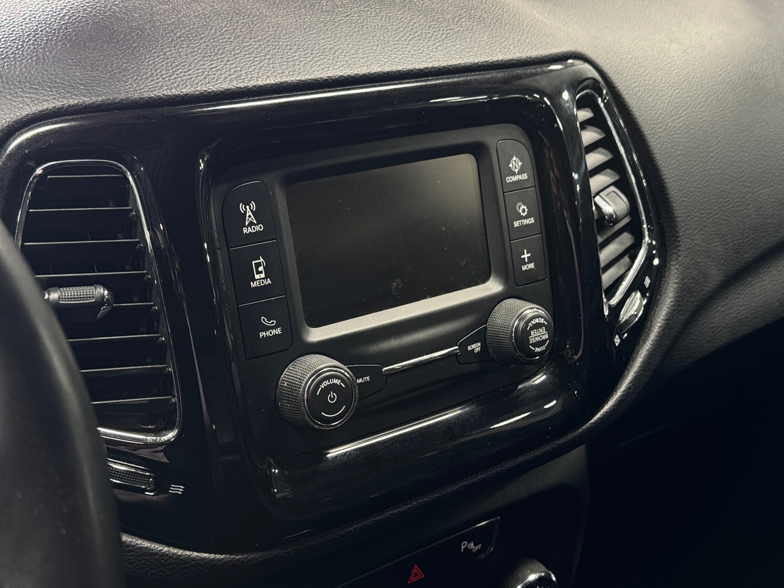 Thumbnail: 2018 Jeep Compass - 4