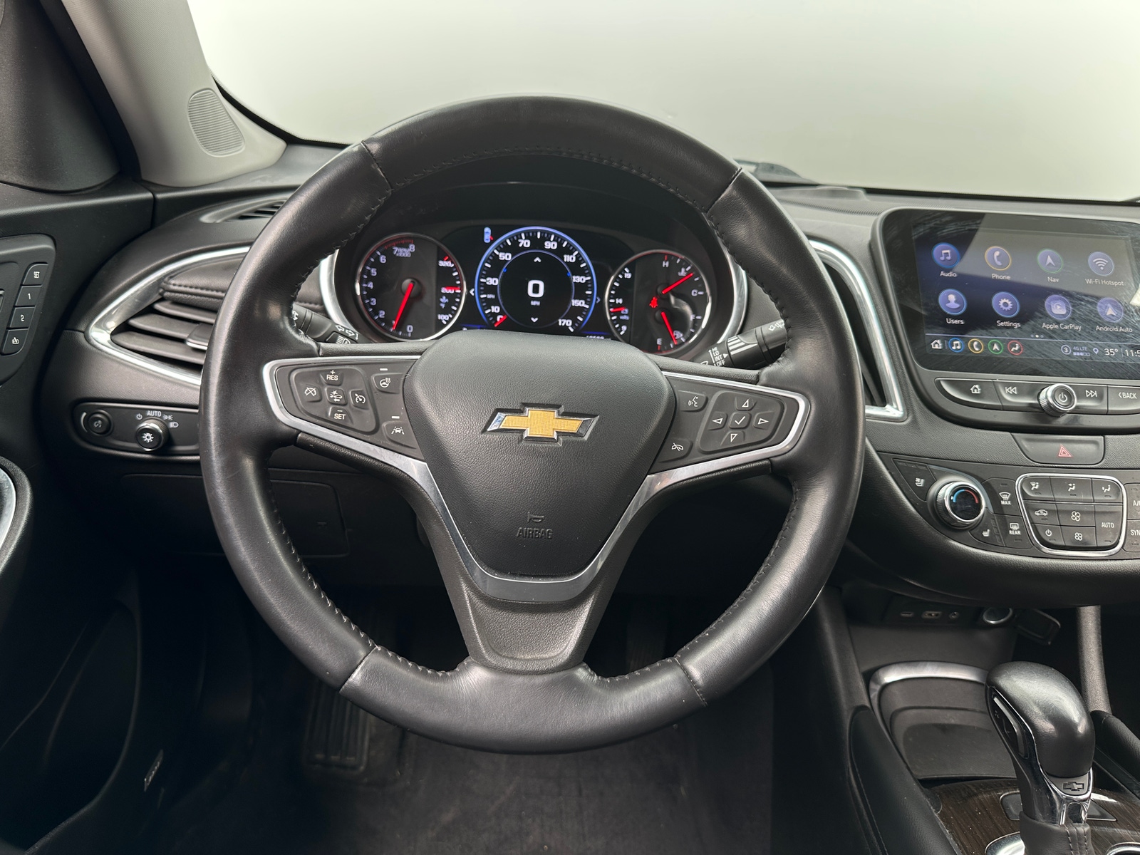 Thumbnail: 2021 Chevrolet Malibu - 4