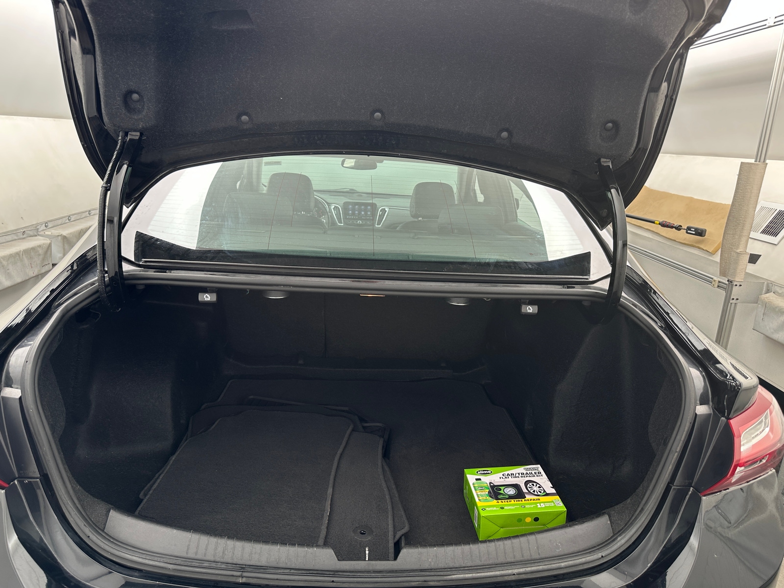 Thumbnail: 2021 Chevrolet Malibu - 6