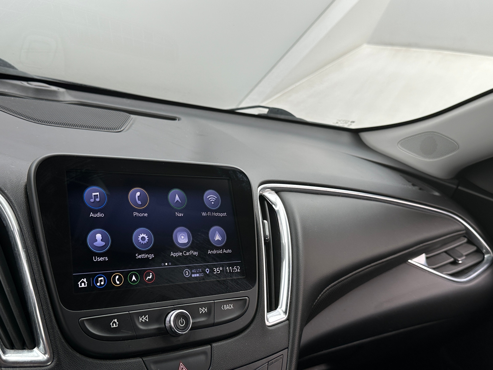 Thumbnail: 2021 Chevrolet Malibu - 3