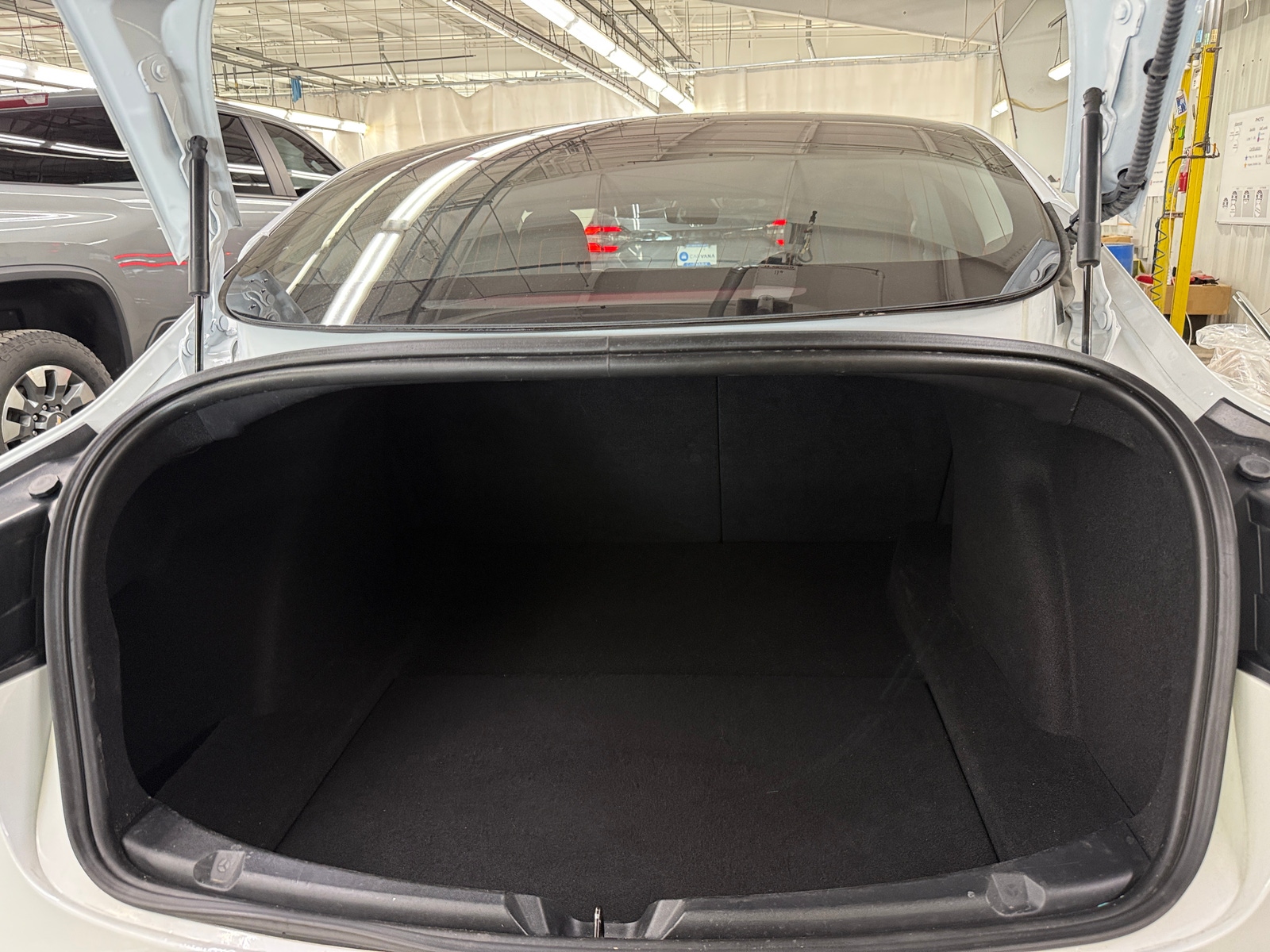 Thumbnail: 2018 Tesla Model 3 - 6