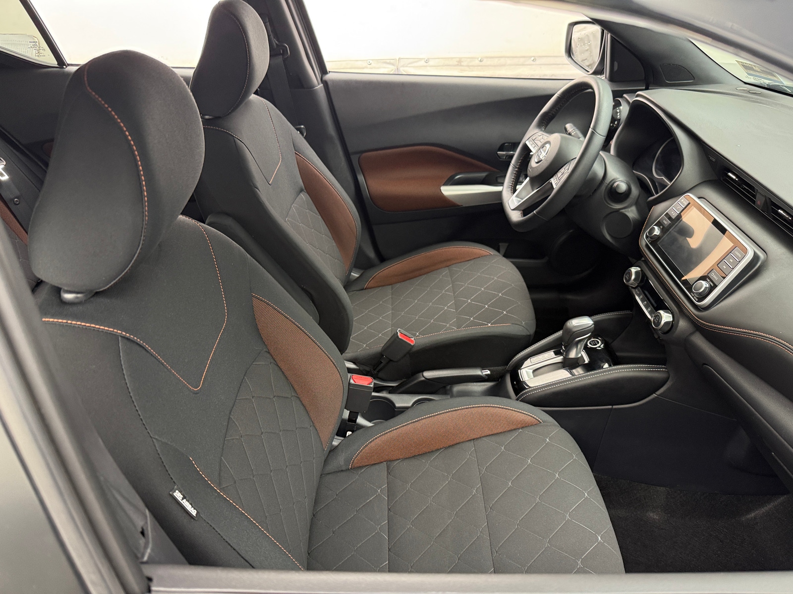 Thumbnail: 2020 Nissan Kicks - 2