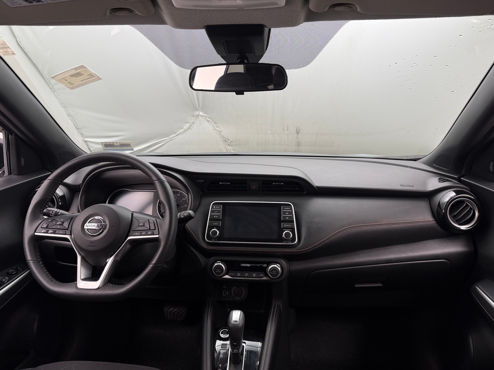 Thumbnail: 2020 Nissan Kicks - 3