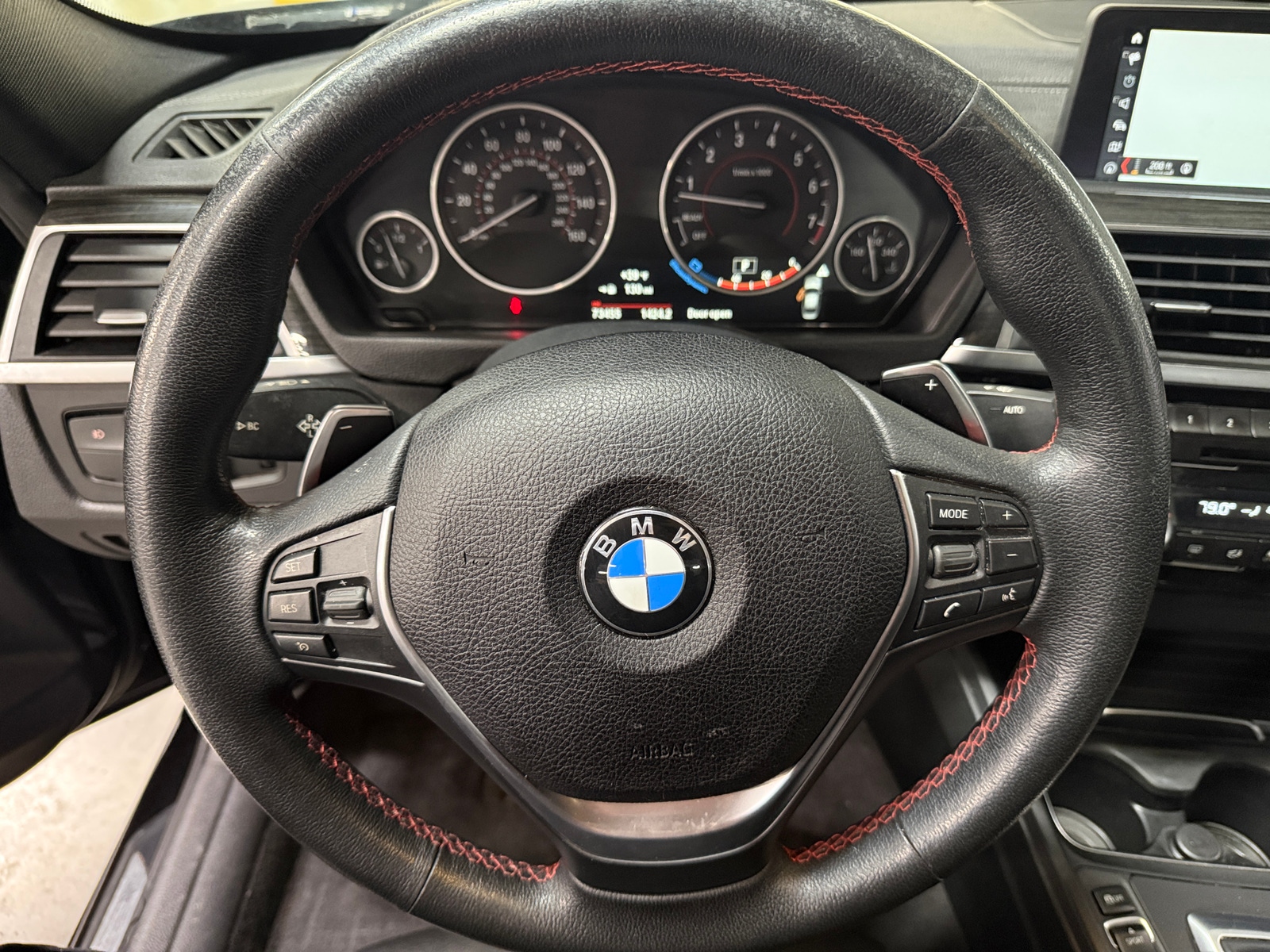 Thumbnail: 2018 BMW 3 Series - 4