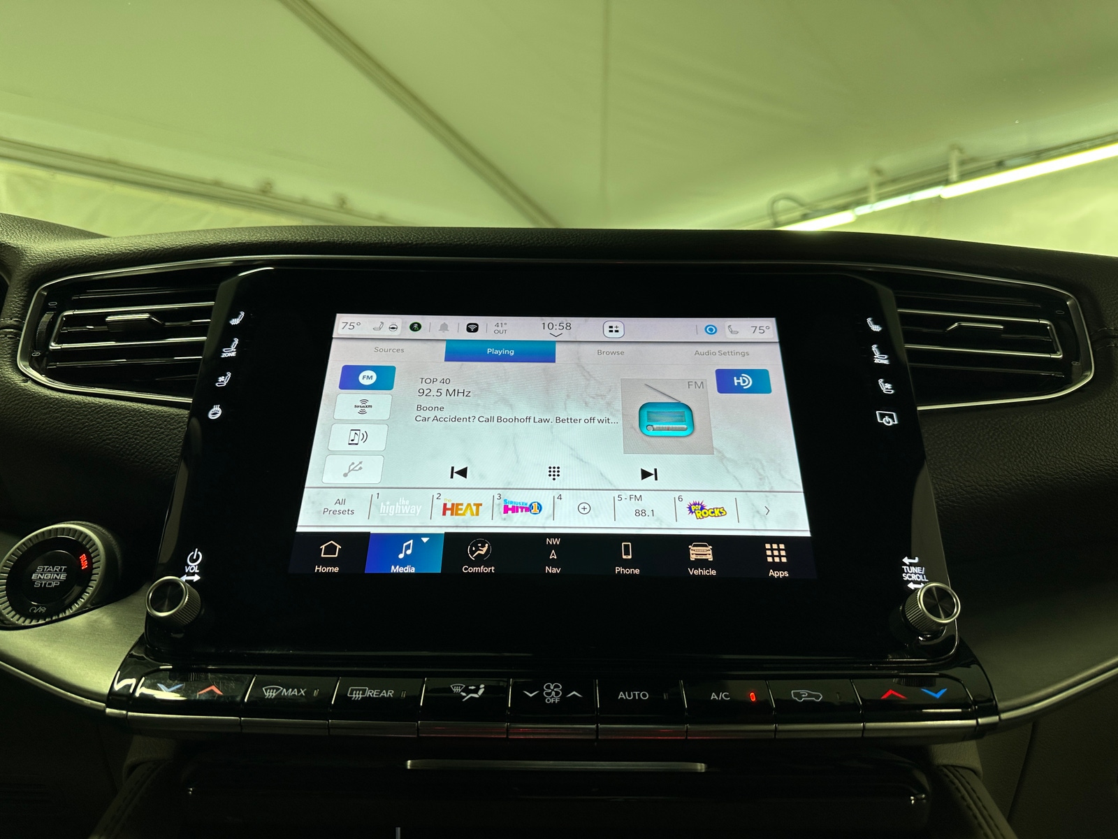 Thumbnail: 2025 Jeep Wagoneer - 3