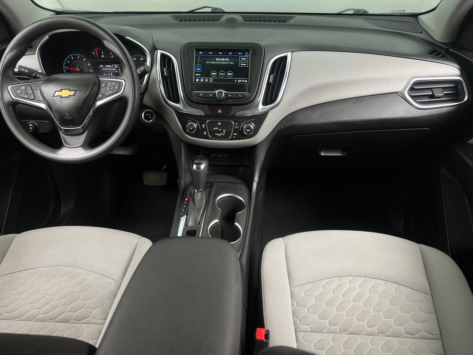 Thumbnail: 2019 Chevrolet Equinox - 3