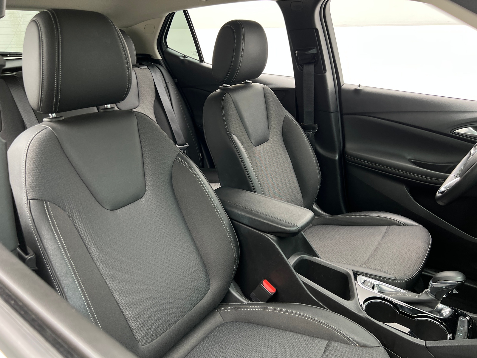 Thumbnail: 2025 Buick Encore GX - 2