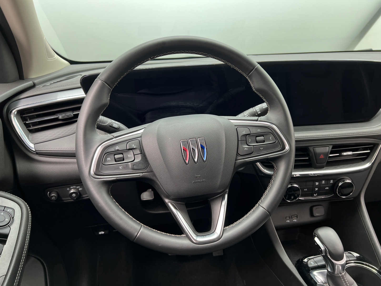 Thumbnail: 2025 Buick Encore GX - 5