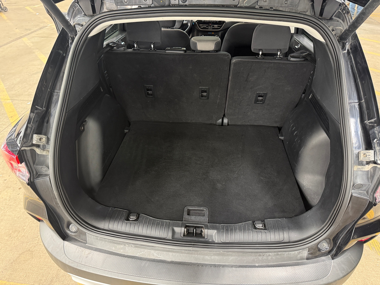 Thumbnail: 2021 Ford Escape - 7