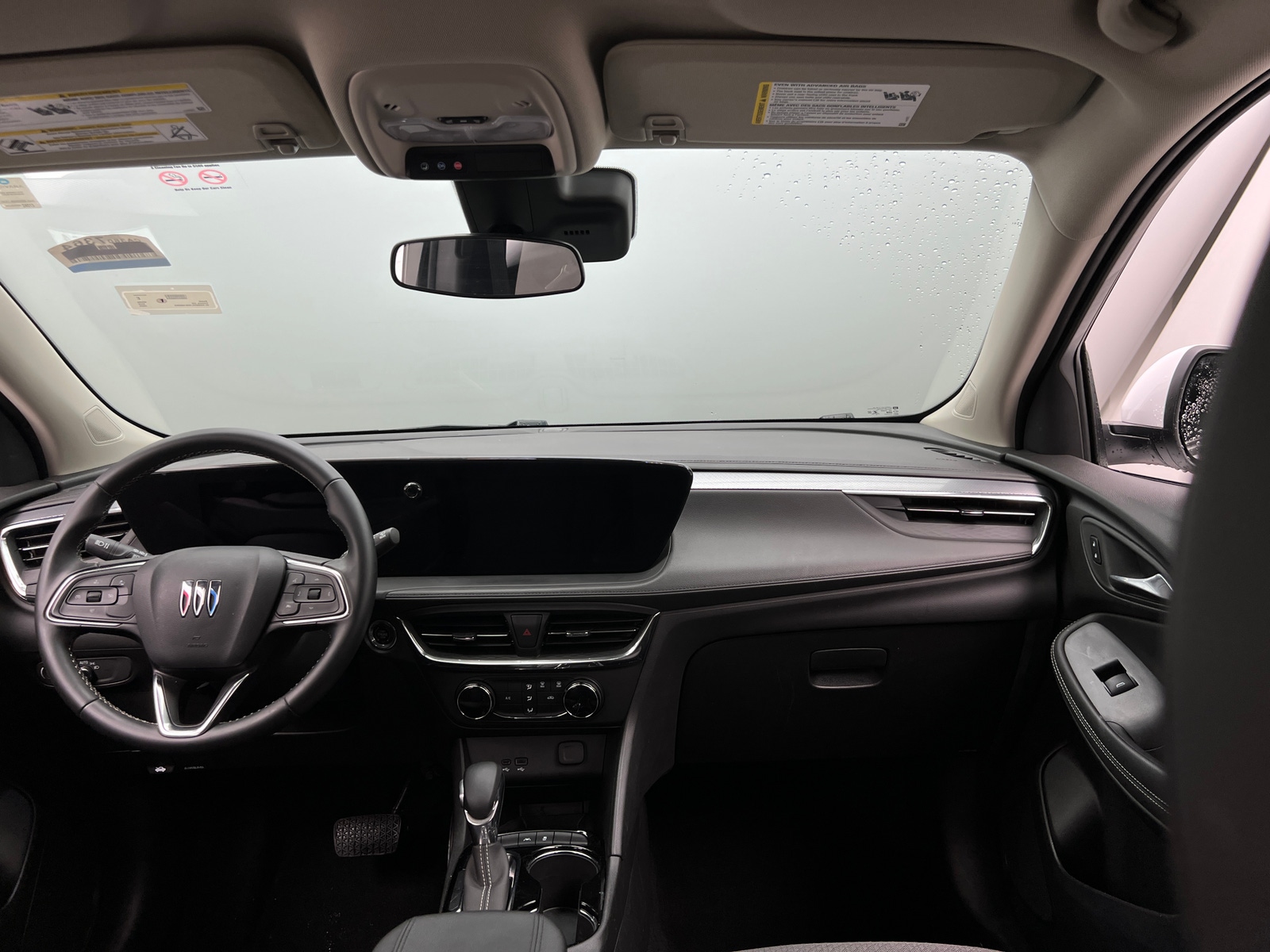 Thumbnail: 2025 Buick Encore GX - 3