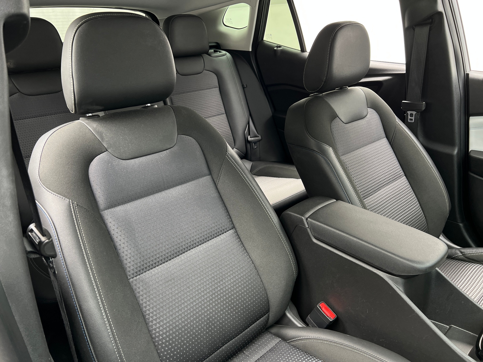 Thumbnail: 2025 Chevrolet Trax - 2