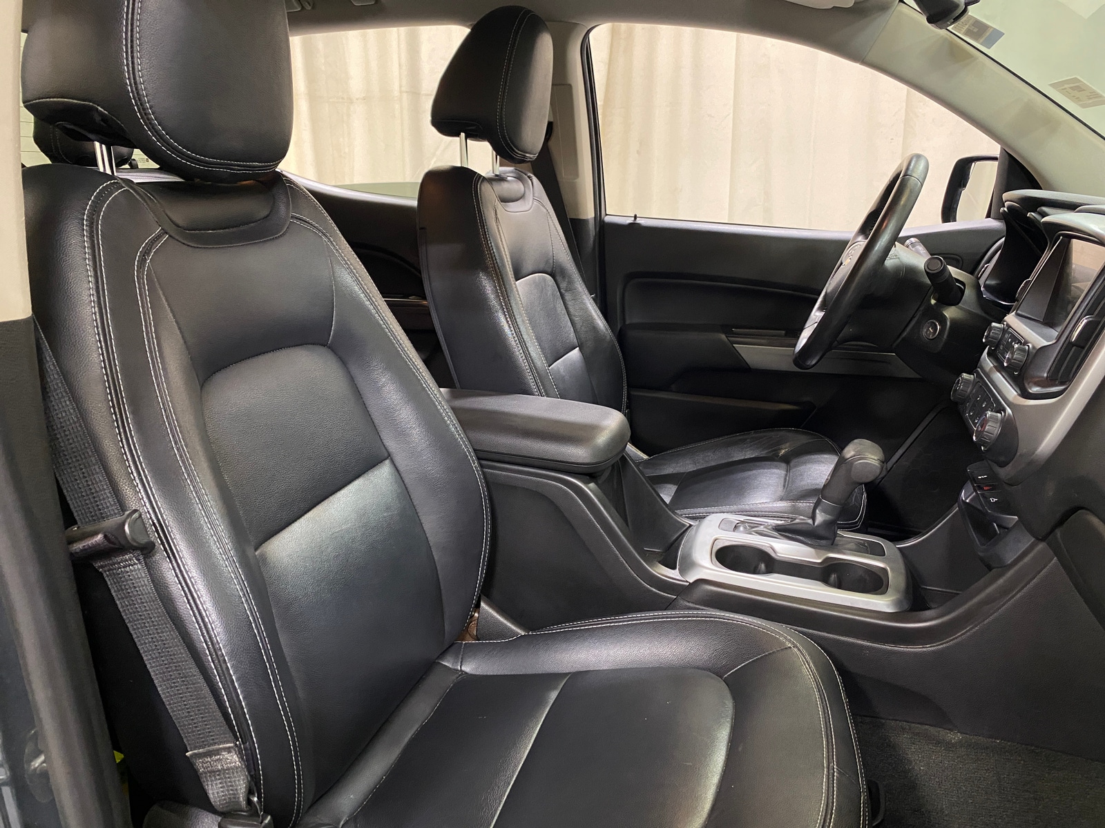 Thumbnail: 2015 Chevrolet Colorado - 2