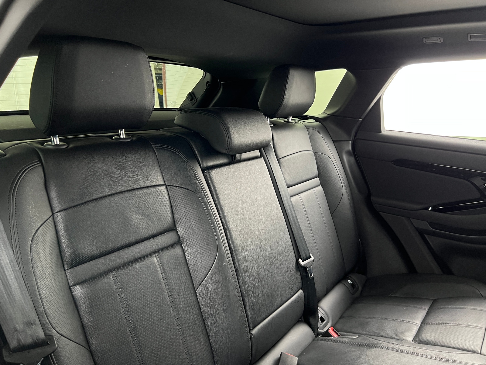 Thumbnail: 2024 Land Rover Range Rover Evoque - 5