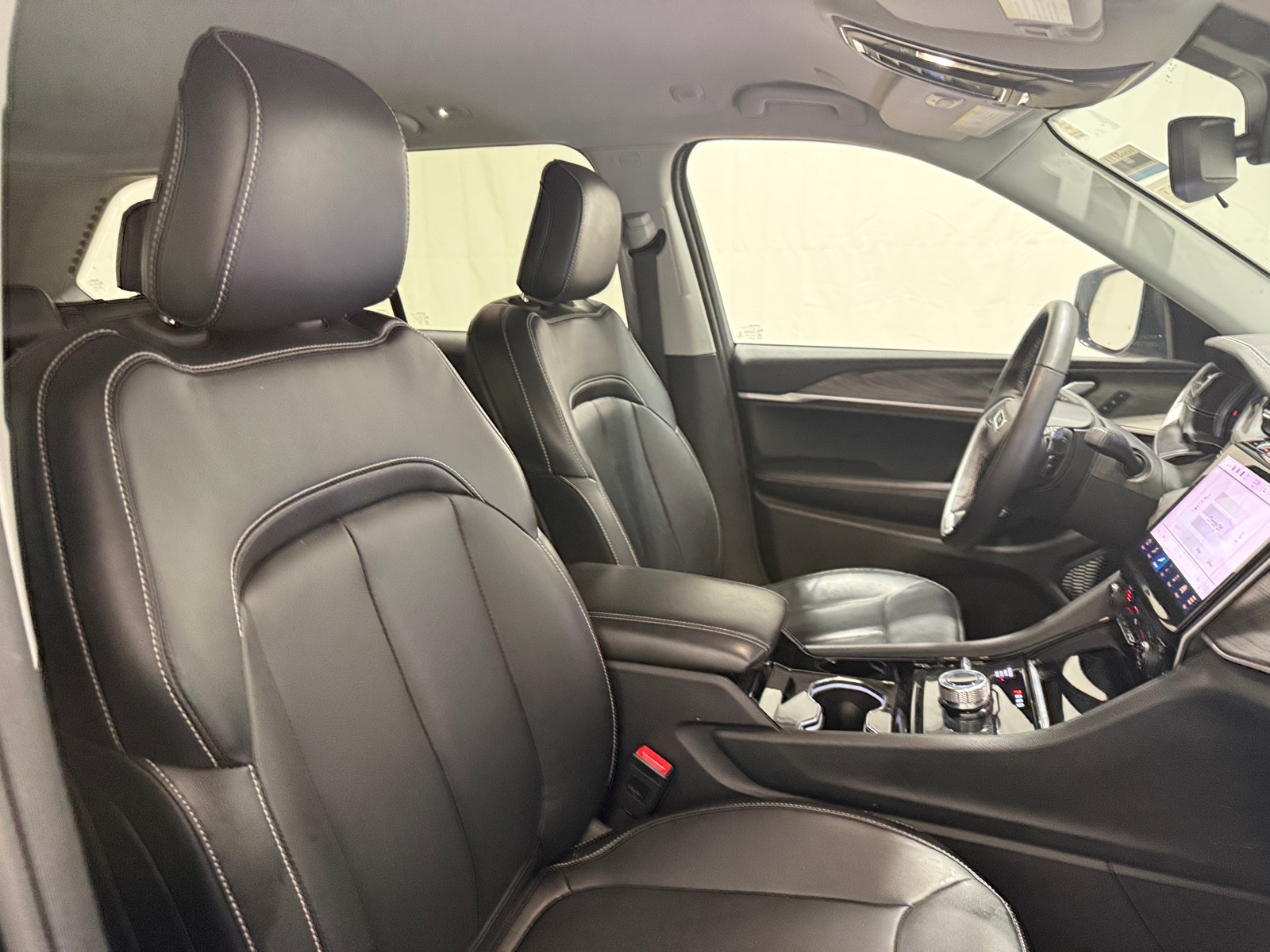 Thumbnail: 2023 Jeep Grand Cherokee - 2