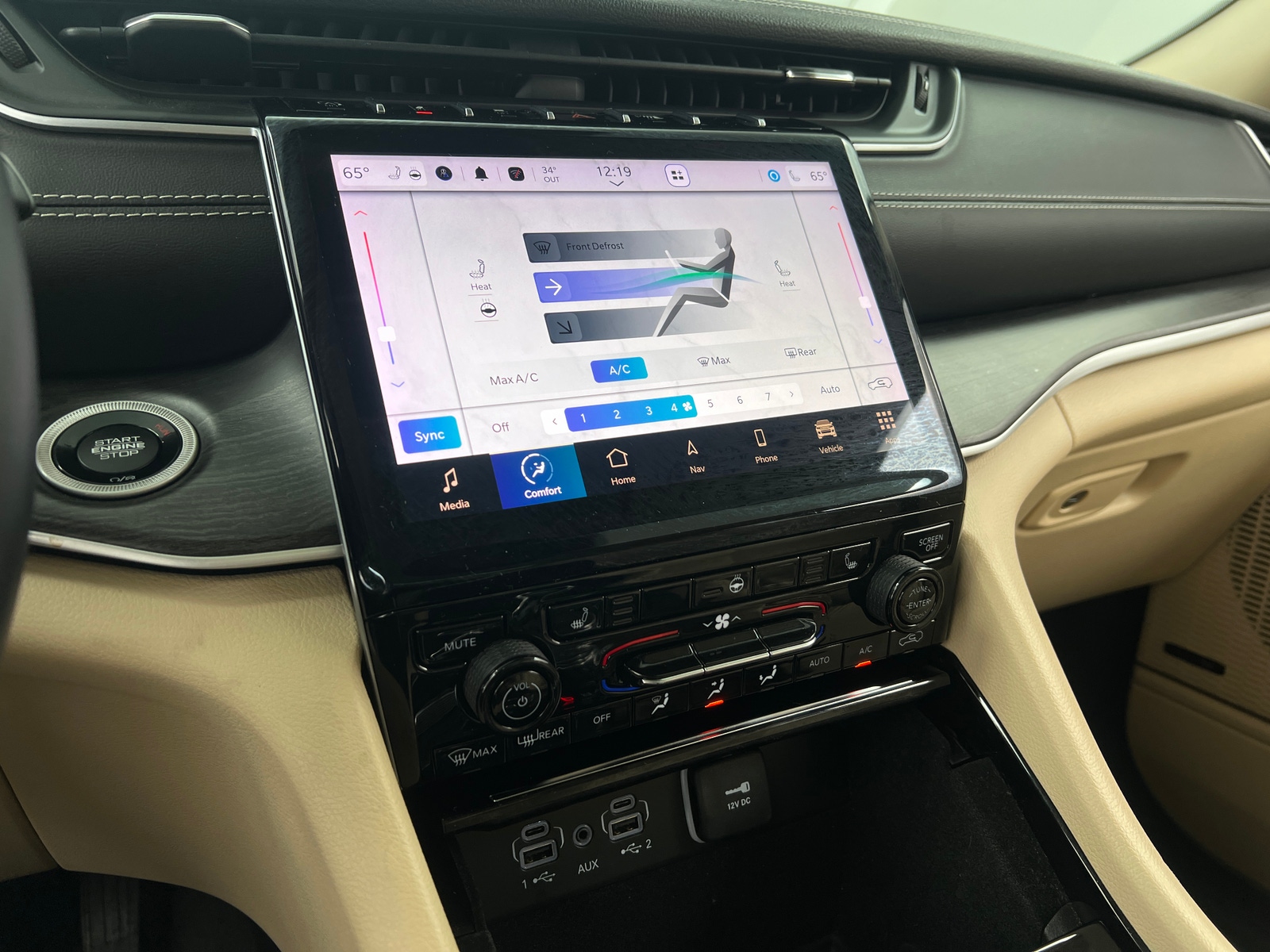 Thumbnail: 2022 Jeep Grand Cherokee - 3